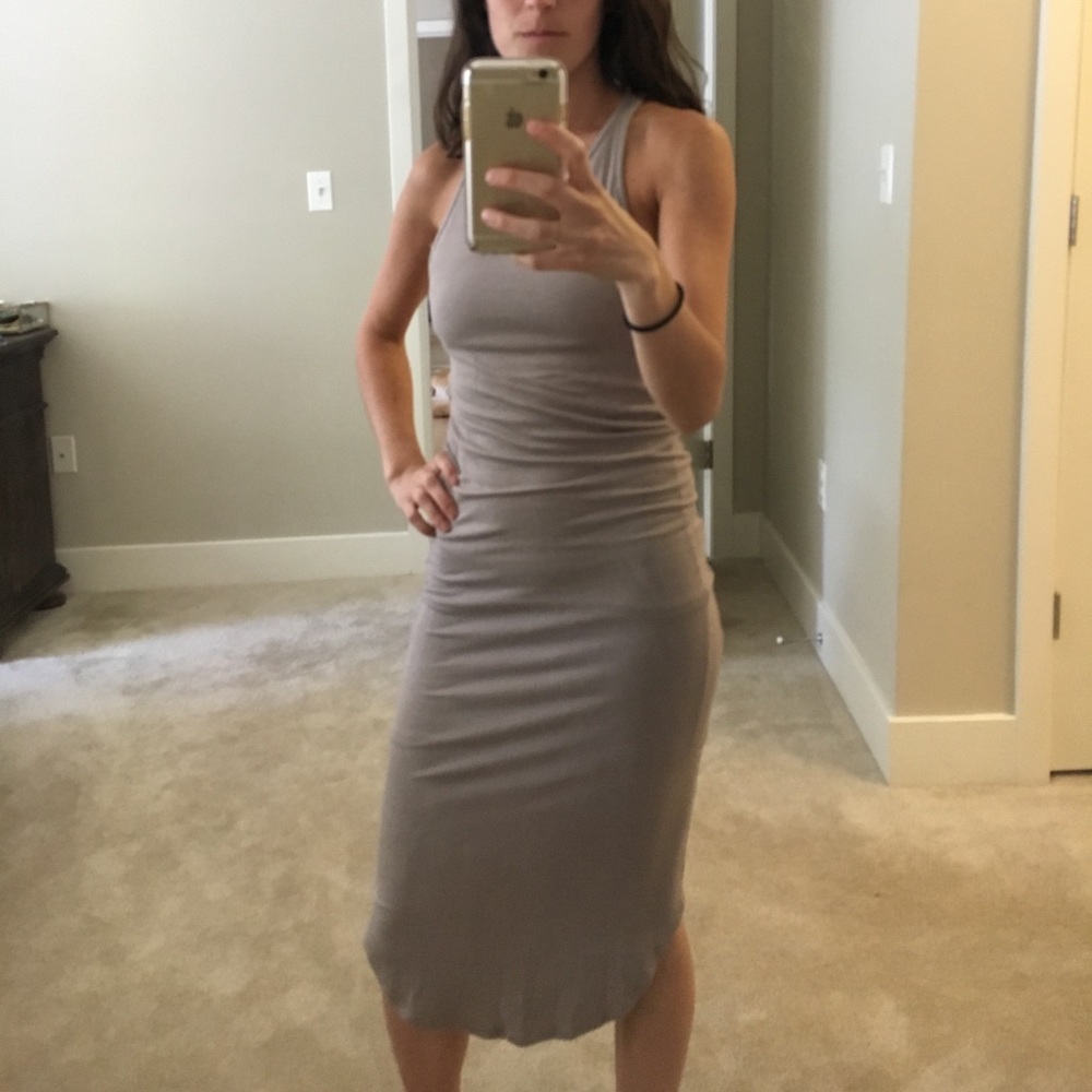 NWT Midi dress in a ribbed material with liner